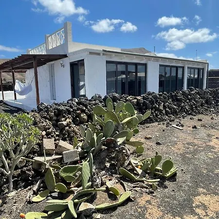 Villa Casa Rara - Finca Rural Tipica En Yaiza *